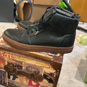 Men's Black High-Top Sneakers